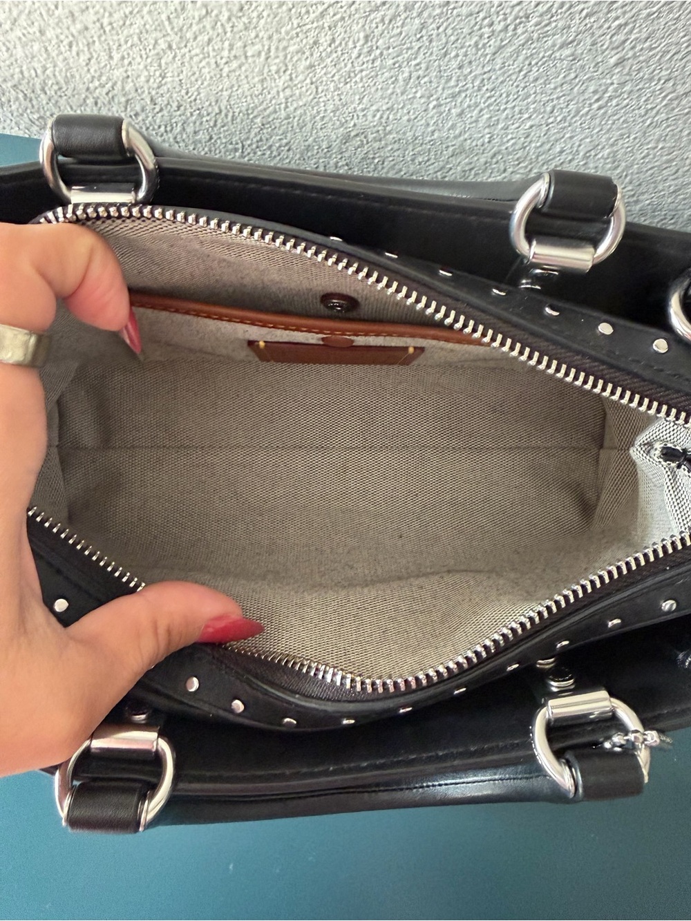 Coach Rogue 26 with Rivets - Picture 4 of 15